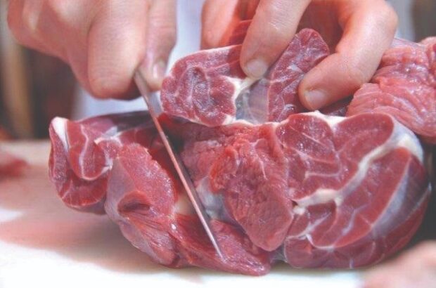 فقط از قصابی‌های معتبر گوشت بخرید/یک روز پس از نگهداری در یخچال گوشت را تکه کنید