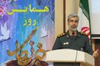 خبرنگاران خط مقدم جنگ رسانه ای هستند
