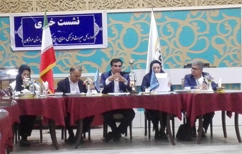 شهرداری‌ها به کمک سرمایه‌گذاران حوزه گردشگری بشتابند