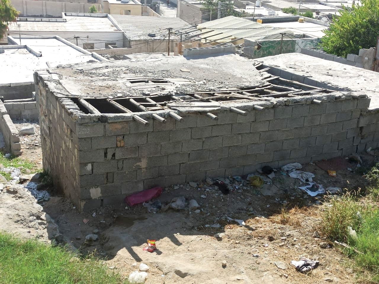 مدعیان کمک به آلونک سازان دست به کار شوند