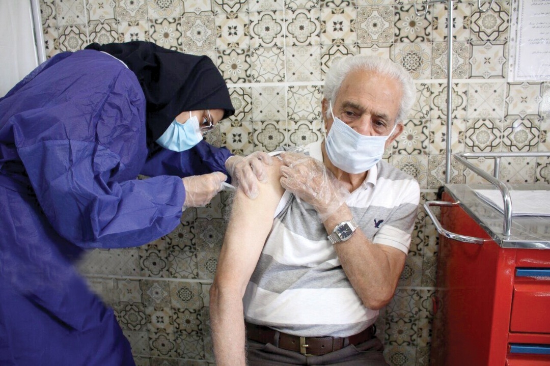 متناسب بودن فاصله‌ی تزریق دوز اول و دوم کـرونـا در هرمزگان