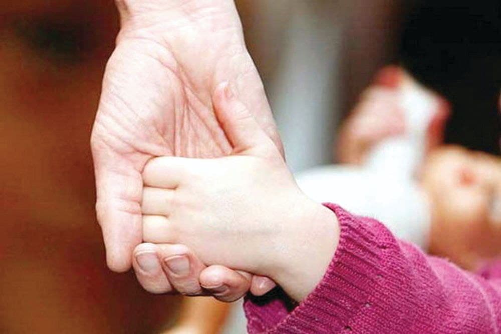 رازها و چالش‌های فرزندخواندگی/فرزندپذیری غیرقانونی جرم است